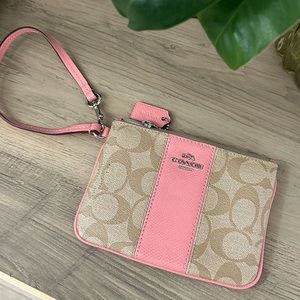Coach wristlet wallet